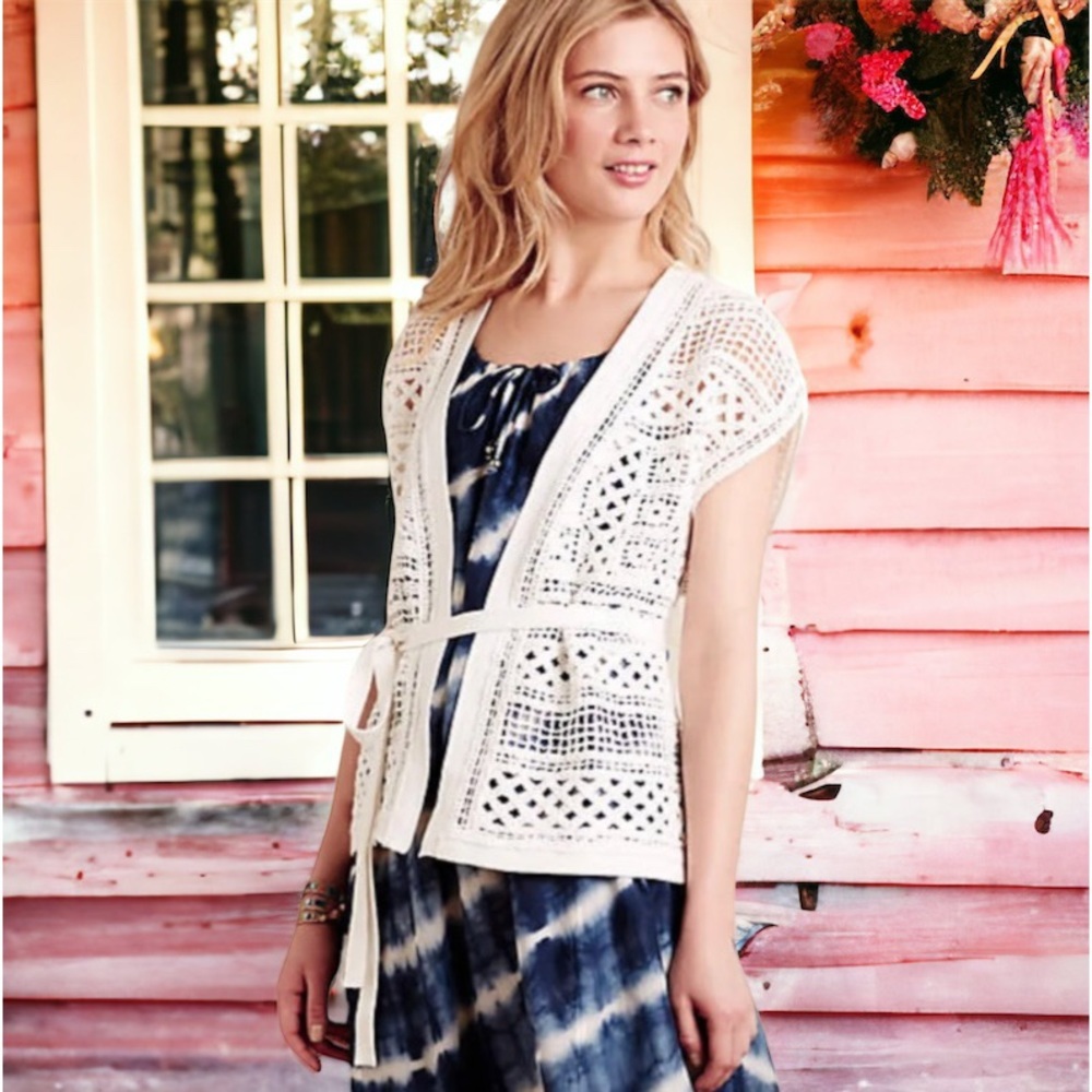 Anthropologie Crochet Sleeveless Cardigan Small Ivory Art to Wear Openwork NWT - Picture 1 of 14